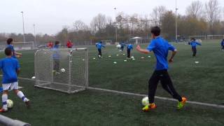 Techniek voetbal training [upl. by Arimlede922]