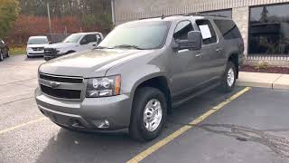 2009 Suburban 2500 with 60 V8 [upl. by Tymothy136]