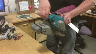 GovDeals Makita Belt Sander 9924DB 3quotx24quot ID301  B12 [upl. by Aluino373]