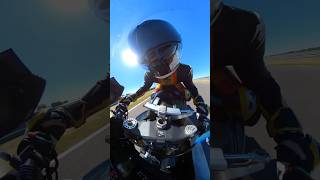 Scary Death Wobble 200kph125mph deathwobble race slovakiaring cbr600rr [upl. by Ingemar]