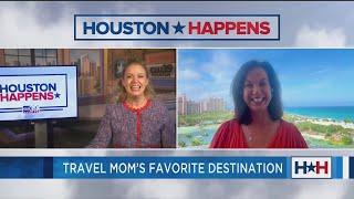 Atlantis Bahamas with Travel Mom  Houston Happens [upl. by Chill502]