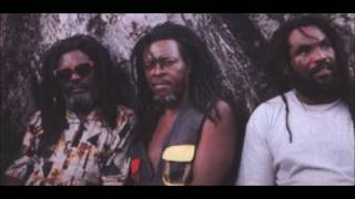 Ronnie Davis  Rastaman Chant Rhino Records 1994 [upl. by Asssilem]