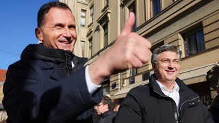 Dragan Primorac i članovi HDZa podružili su se s građanima u centru grada [upl. by Nylanna934]