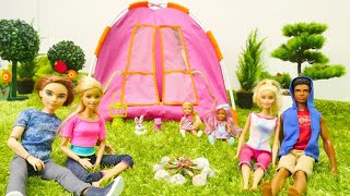 Barbie oyunları Barbie ailesi ile kamp oyunları Kız videoları [upl. by Meelas]