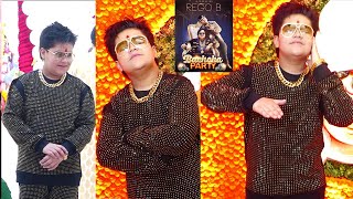 Meet Bappi Das Rockstar Pota Grandson Rego B aka Swastik Bansal At Kajol Mukherjs Durga Puja [upl. by Aiuhsoj]