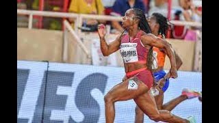 ShellyAnn FraserPryce Shocks Everyone In 4x100m Womens Relay [upl. by Flss881]