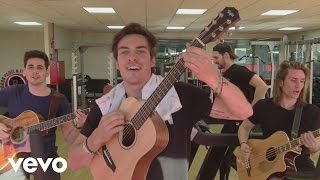 Dvicio  Casi Humanos en el Gym [upl. by Nylarej]