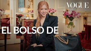 Rosé de BLACKPINK revela qué lleva en su bolso negro de Saint LaurentVogue México y Latinoamérica [upl. by Imehon]