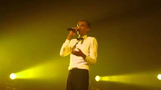 Moules Frites  Stromae  Zenith de Toulouse  290414 HD [upl. by Sherwood]