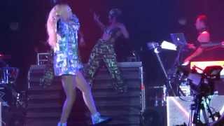 Rihanna  We Found Love amp SampM Live In Diamonds Tour Istanbul 30052013 [upl. by Aikcin345]