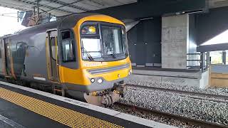 Te Huia arriving and departing Puhinui station Auckland [upl. by Garrik342]