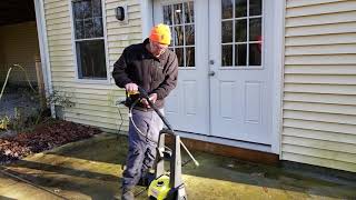 Using the 2600 PSI Realm Electric Pressure Washer [upl. by Oinigih143]