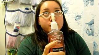 Review Neutrogena Grapefruit Face Wash [upl. by Fairlie]