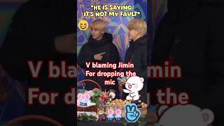 V blaming Jimin for dropping the mic😂🤣 taemin v jimin taehyung vmin tae mochi btsshorts [upl. by Yurik]