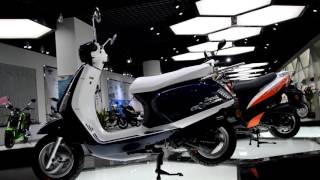 PEDA MOTOR Bravo 1 50cc 4 stroke125cc150cc new Italian styling scooter EEC motorcycle [upl. by Hannad442]