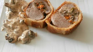 Recette  Filet mignon de porc à la moutarde farci aux champignons en croûte [upl. by Eiram544]