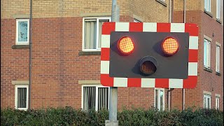 Driffield Wansford Level Crossing [upl. by Ordnasil]