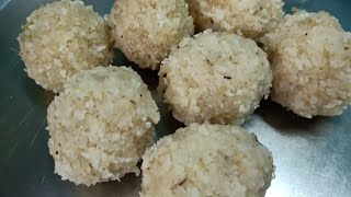 Nariyal ke laddu  diwali special sweets 🤤😋 nariyalladdurecipe sweet delicious yummy nariya [upl. by Enal]