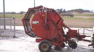 NICE MASSEY FERGUSON 450 ROUND BALER FOR TRACTORS [upl. by Kelton]