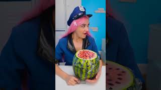 Guter vs Schlechter WassermelonenStreich 🍉 [upl. by Onimixam]