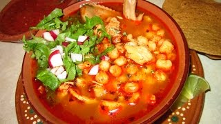 COMO HACER POZOLE ROJO DE POLLO A MI ESTILO  Recetas Aleliamada [upl. by Ardis362]