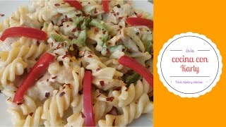 PASTA CON POLLO Y CHAMPIÑONES [upl. by Etnad]