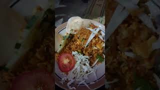 makan nasi goreng di pinggir jalan Slamet Riyadi Kartasura [upl. by Annahoj]