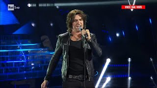 Alex Belli  quotLuciano Ligabuequot canta quot Piccola stella senza cielo quot  Tale e Quale Show 29092023 [upl. by Duleba]