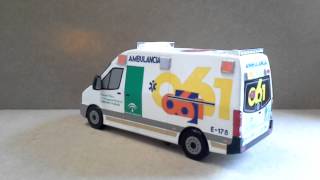 Maqueta de una ambulancia con luces [upl. by Addy]