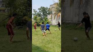 Temen kalian gini juga ga main bola suka di kolongin Full on YT ompedvisual shorts lucu kocak [upl. by Balcer668]