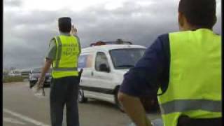 UN CONDUCTOR ÉBRIO CIRCULA EN DIRECCIÓN CONTRARIA POR LA A31 [upl. by Ridglea]