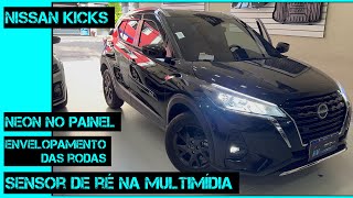 NISSAN KICKS CÃ‚MERA DE RÃ‰ NA MULTIMÃDIA ENVELOPAMENTO DAS RODAS E VÃRIOS OUTROS ACESSÃ“RIOS [upl. by Barbra]