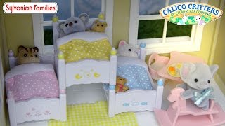 Sylvanian Family Calico Critters Triple Bunk Bed Set Unboxing Review and Play  Kids Toys [upl. by Hgielrak]