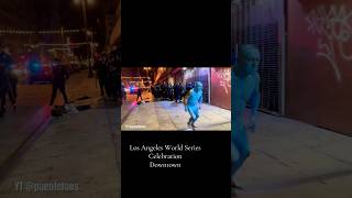 Iconic blue man running away from cops during ￼Los Angeles World Series Celebrations in Downtown [upl. by Brantley]