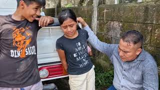 😭Niños llegan llorando en plena calle rogando por ayuda por tener enfermo al papá [upl. by Jorey]