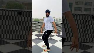 Kiska Dance Bdia laga guys 😂 dushyantkukreja shorts [upl. by Nelubez]