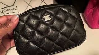 Chanel PM Cosmetic Case Review  What Fits In The Chanel PM Cosmetic Pouch ♡ [upl. by Morven950]