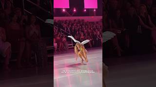 Imagine your heels getting stuck in the middle of the show model fashion shorts victoriasecret [upl. by Neenaj]