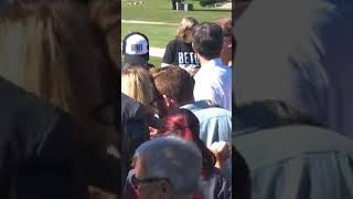 Kim THAT close you can hear me saying ALRIGHT BETO at Arlington rally October 26 2018 [upl. by Turnheim]