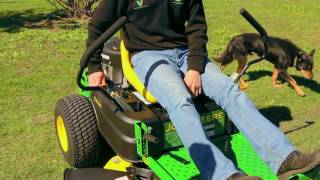 John Deere Z335E Zeroturn Mower at Vanderfield [upl. by Ja]