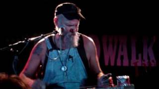 Seasick Steve  Save me  1 string diddley bo [upl. by Gnes434]