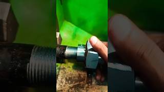 How to cut the thread on a manual lathe machine threadcutting how lathemachine cncmachining yt [upl. by Ahsen411]