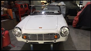 Honda S600 Assembling amp Installing the Doors Taillights Headlight Surrounds amp Wiper Mounts [upl. by Atnohs397]