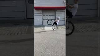 😱😱😱😱💲😲😲😯🚴🏻🚴🏻💱1M MTB Cycle stunt [upl. by Gee449]