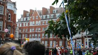 HARRODS CHRISTMAS PARADE 2011 [upl. by Pelletier]