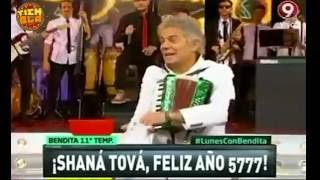 Tiembla el Mohel en BenditaTV [upl. by Tarah]