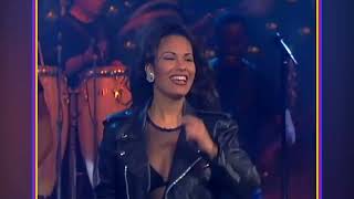 Selena  La Carcacha Live Extend HD [upl. by Kciv]