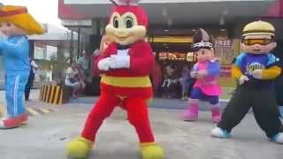 Dance Moves  Mascots Jollibee with friends [upl. by Hacceber]