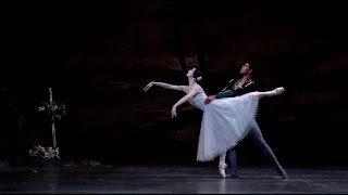 Giselle  Act II pas de deux Natalia Osipova and Carlos Acosta The Royal Ballet [upl. by Yrak]