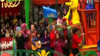 Macys Thanksgiving Day Parade 2010 Sesame Street Float [upl. by Adnwahsat]